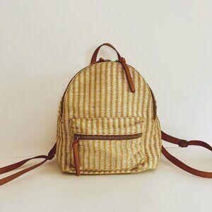 Straw Backpack in Tan and White